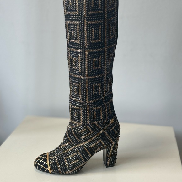 CHANEL Runway Byzantine Tweed Gold Cage High Boots 37 Pre fall 2012 - Picture 12 of 14
